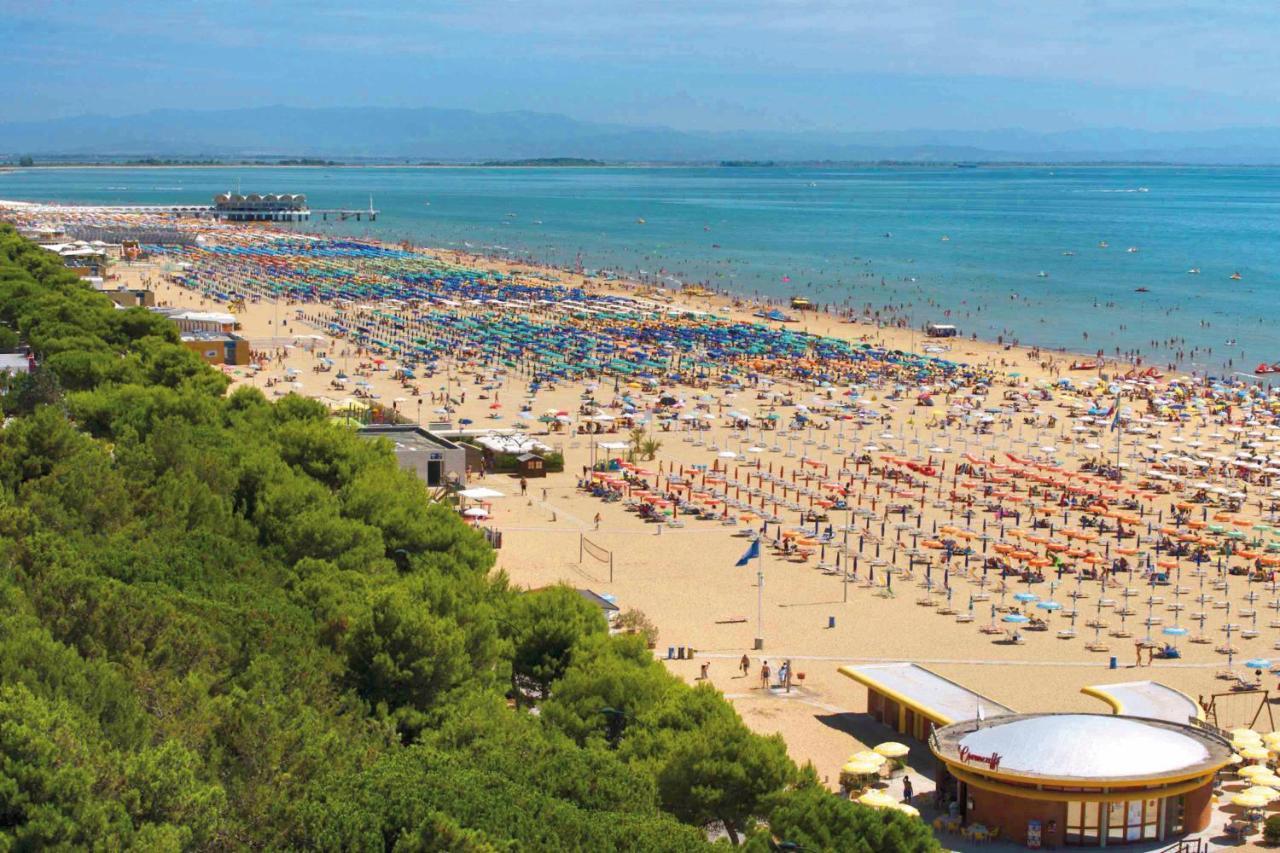Residenza Gardenia Lignano Sabbiadoro Exterior foto